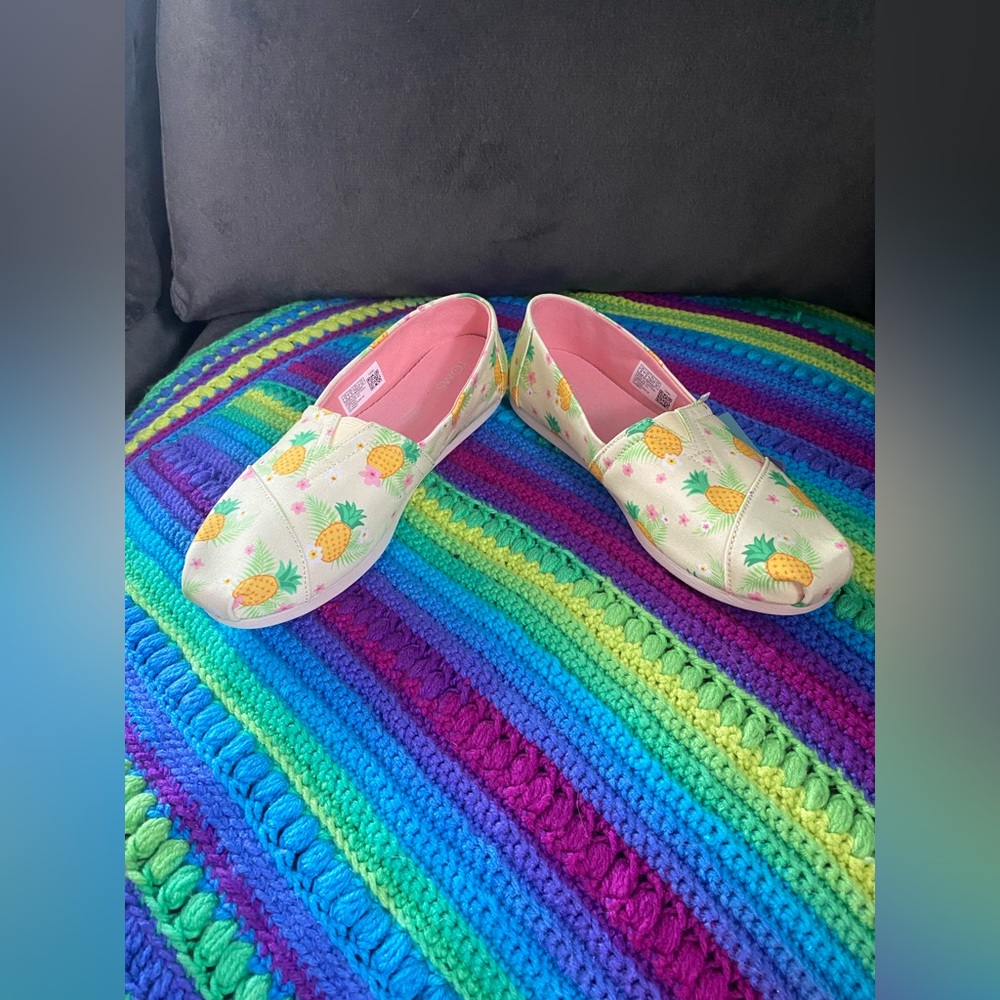 TOMS | Women’s 8 | NWT | Lemonade Pineapple Paradise | Alpargata - Picture 5 of 16